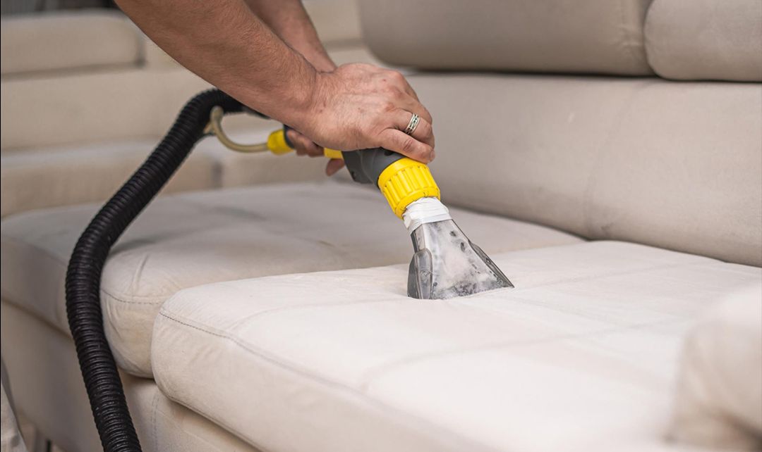 شركة تنظيف مجالس بدبي