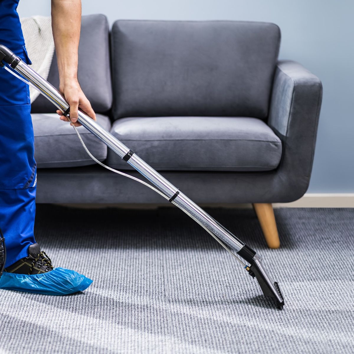 شركة تنظيف موكيت بدبي – خدمات متكاملة بجودة عالية